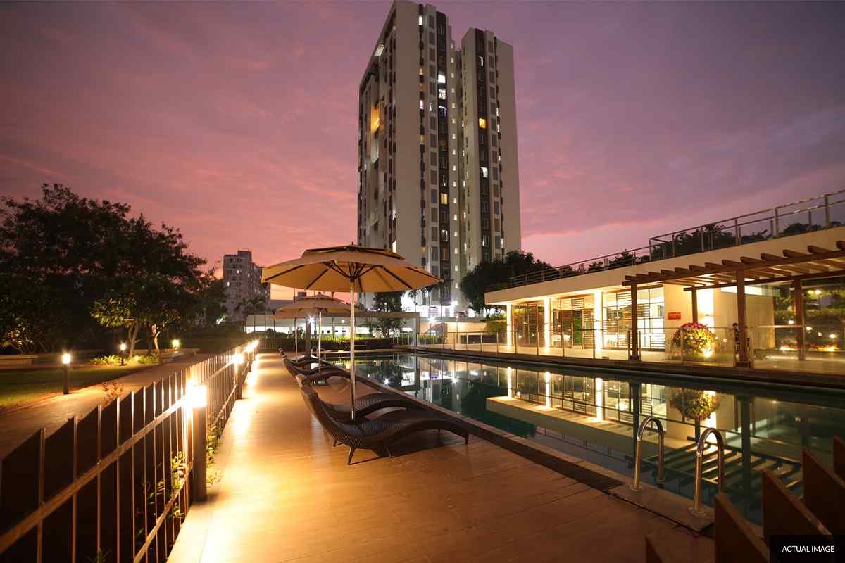 Raymond Little Earth Kiwale family homes